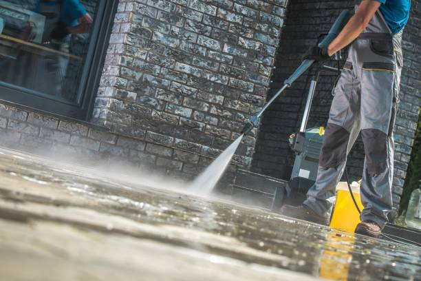 Best Gutter Cleaning  in Santa Clara, OR
